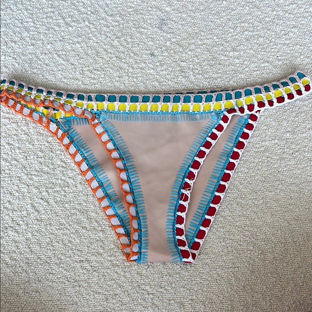 KIINI Cream and Orange Crochet Trim Bottoms